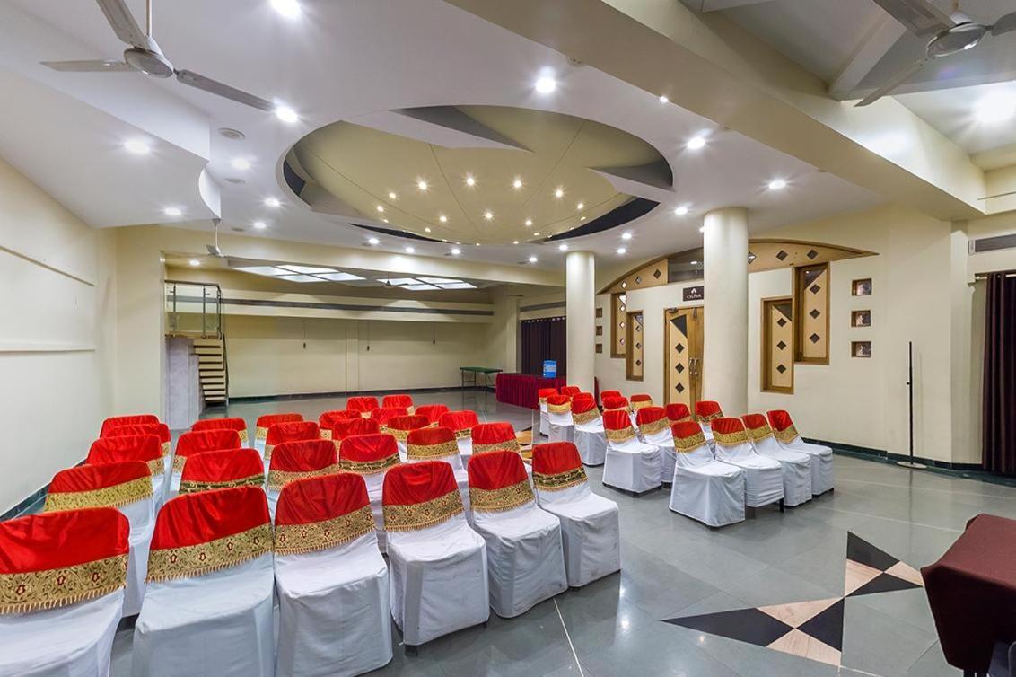 Hotel City Park, Solapur Zewnętrze zdjęcie
